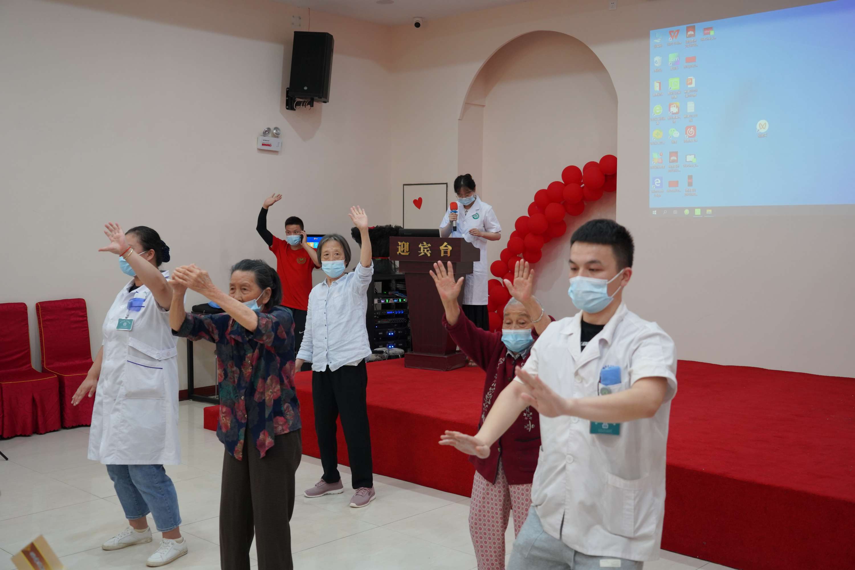 中医药服务进养老院掀起全民参与全国示范区创建热潮